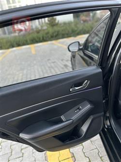 نیسان ئەلتیما